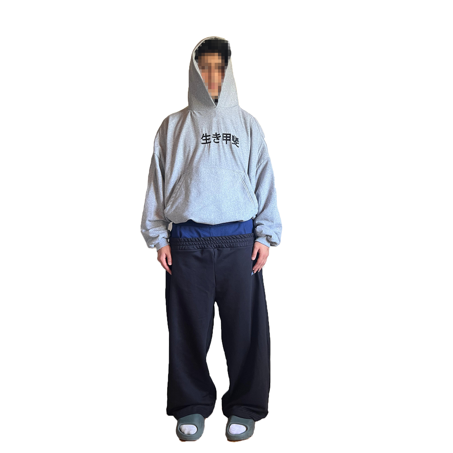PANTALON DE BUZO BAGGY GRIS NEGRO