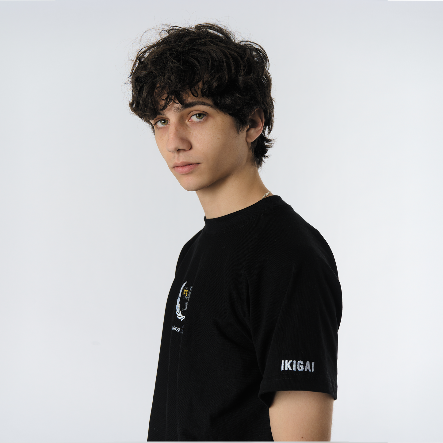 DROP 11 TSHIRT ESCUDO RTL -  NEGRO